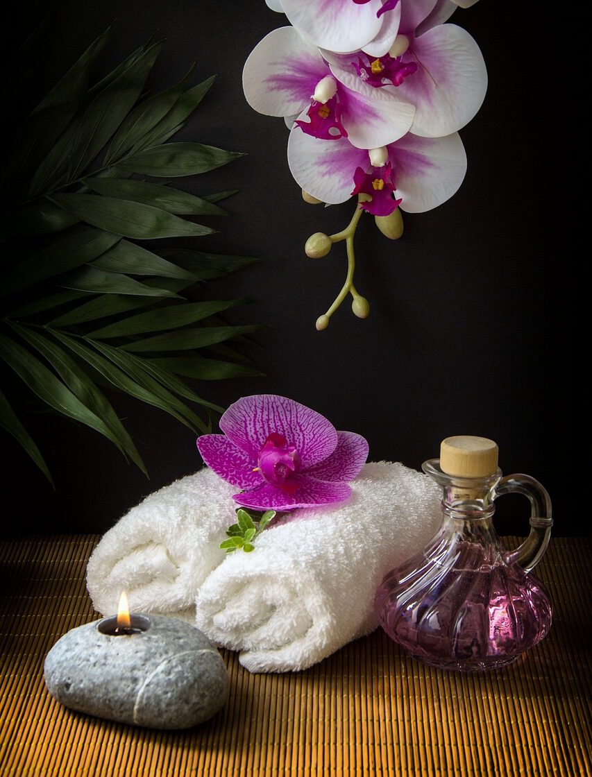 wellness, carafe, towels-3793413.jpg